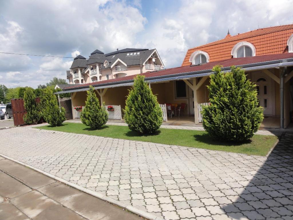 Apartmany Usmev Veľký Meder 外观 照片